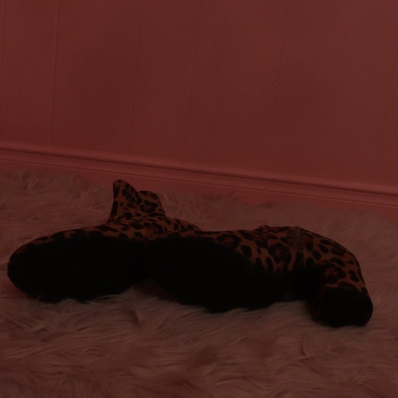 Leopard Print Ankle Boots - Picture 3 of 3